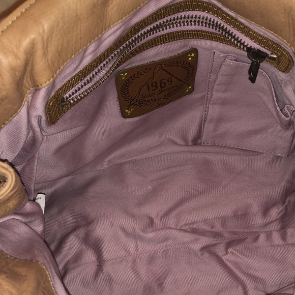 GAP Handbag - Picture 5 of 6